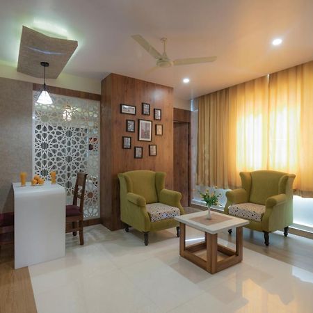 Hotel Monarch International Bangalore Eksteriør billede
