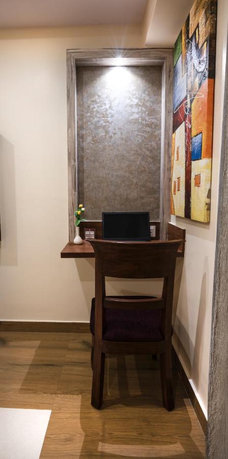 Hotel Monarch International Bangalore Eksteriør billede