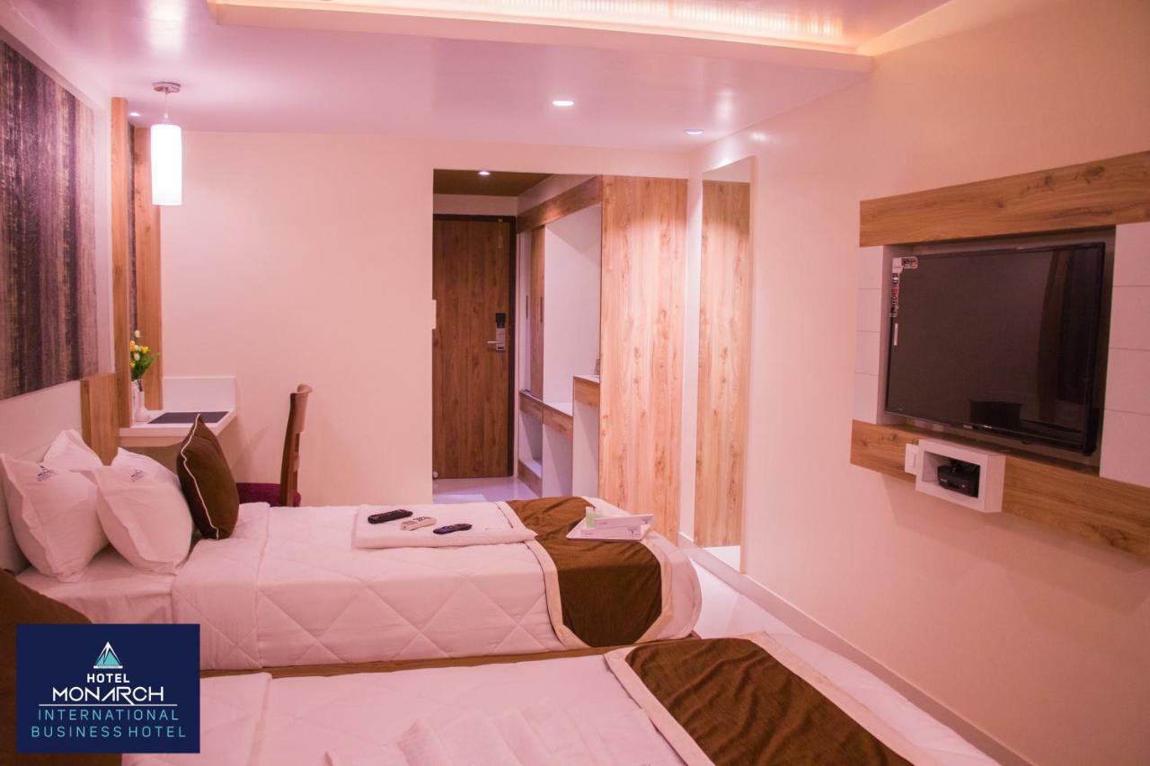 Hotel Monarch International Bangalore Eksteriør billede