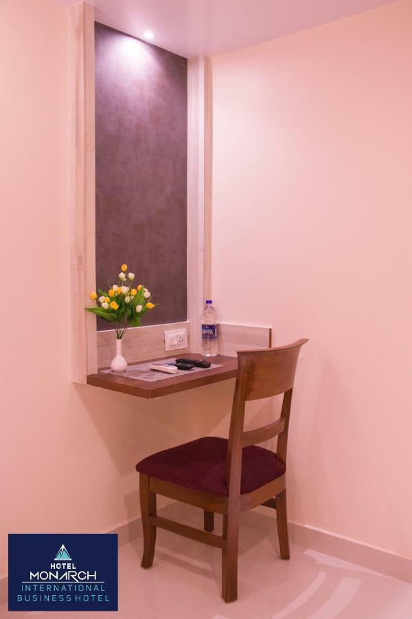 Hotel Monarch International Bangalore Eksteriør billede