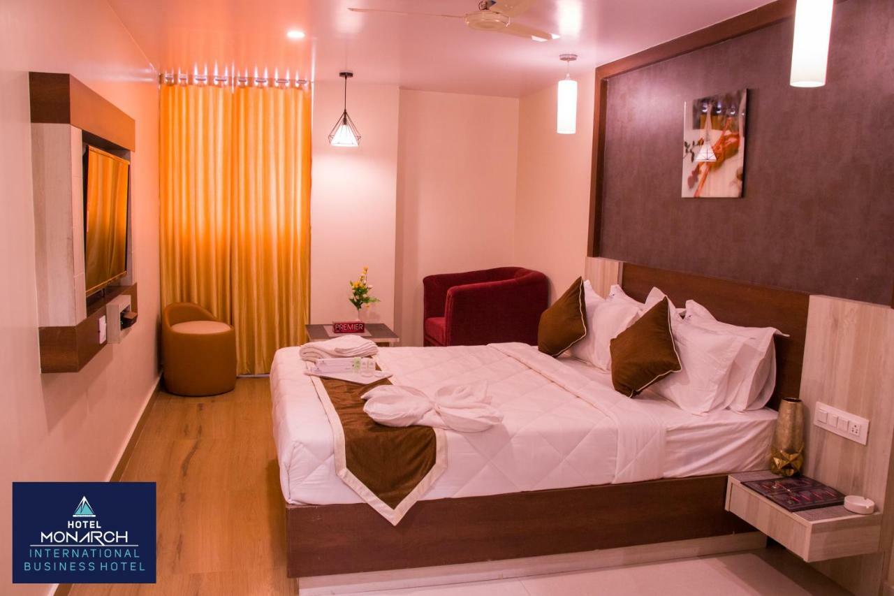 Hotel Monarch International Bangalore Eksteriør billede