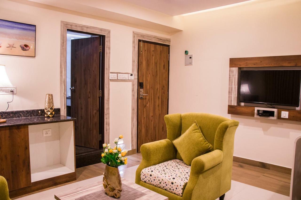 Hotel Monarch International Bangalore Eksteriør billede